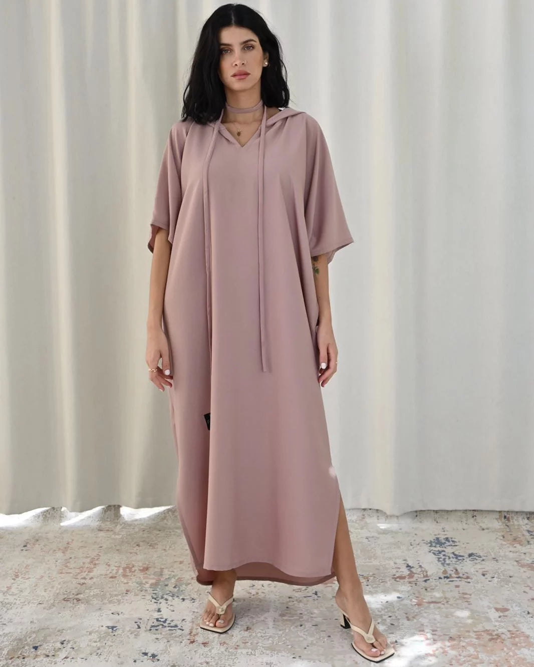 Hood Enchantress – Dusty Pink