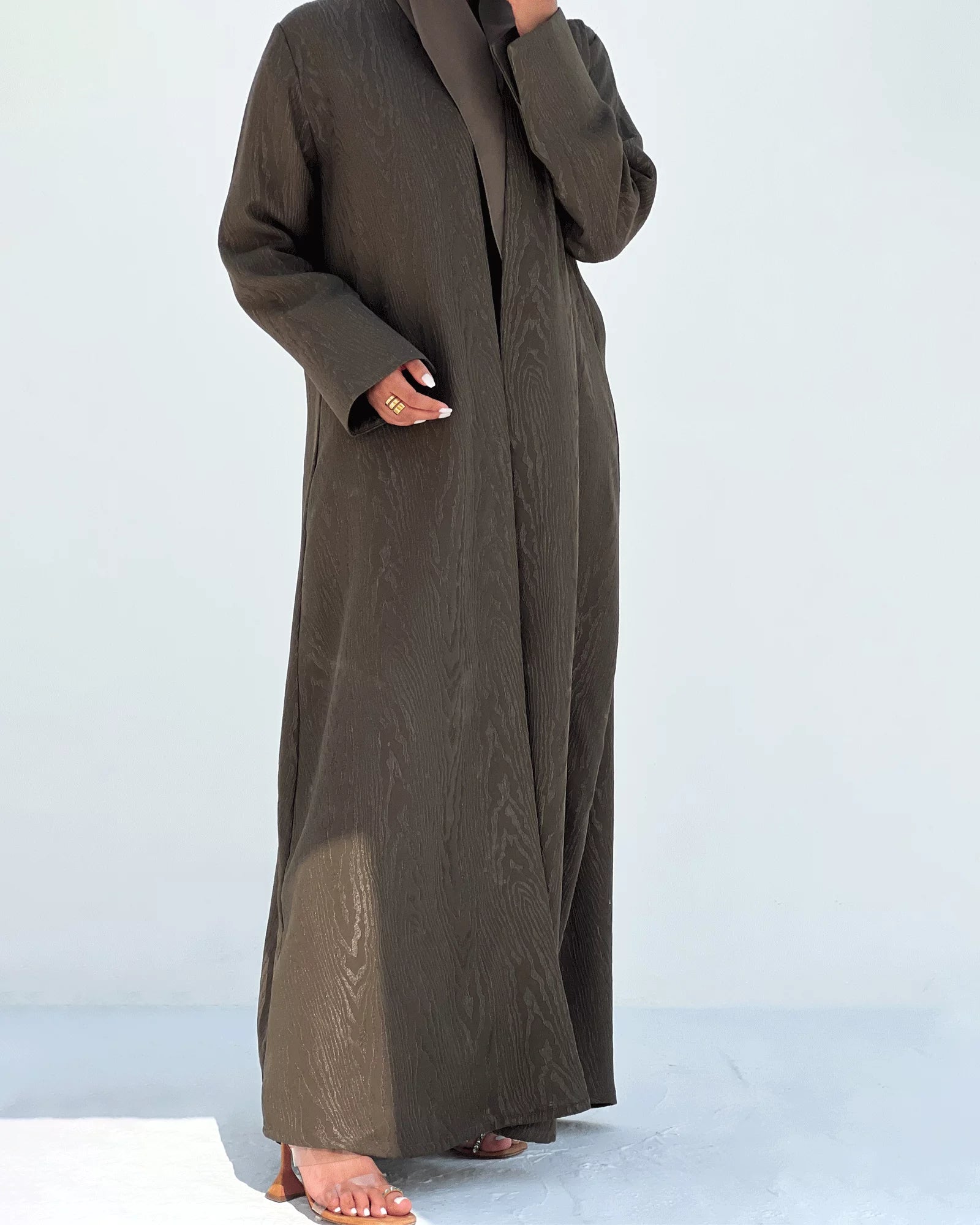 Monochrome – Wood land Grace (RTW) – Olive