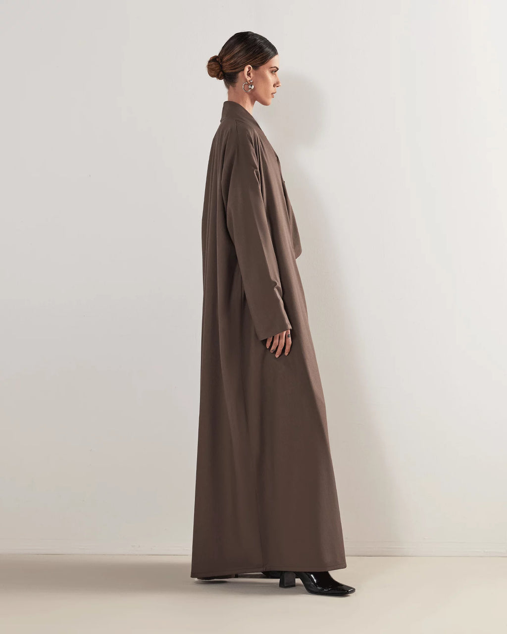 ساعة الشركات – هدوء الكثبان الرملية