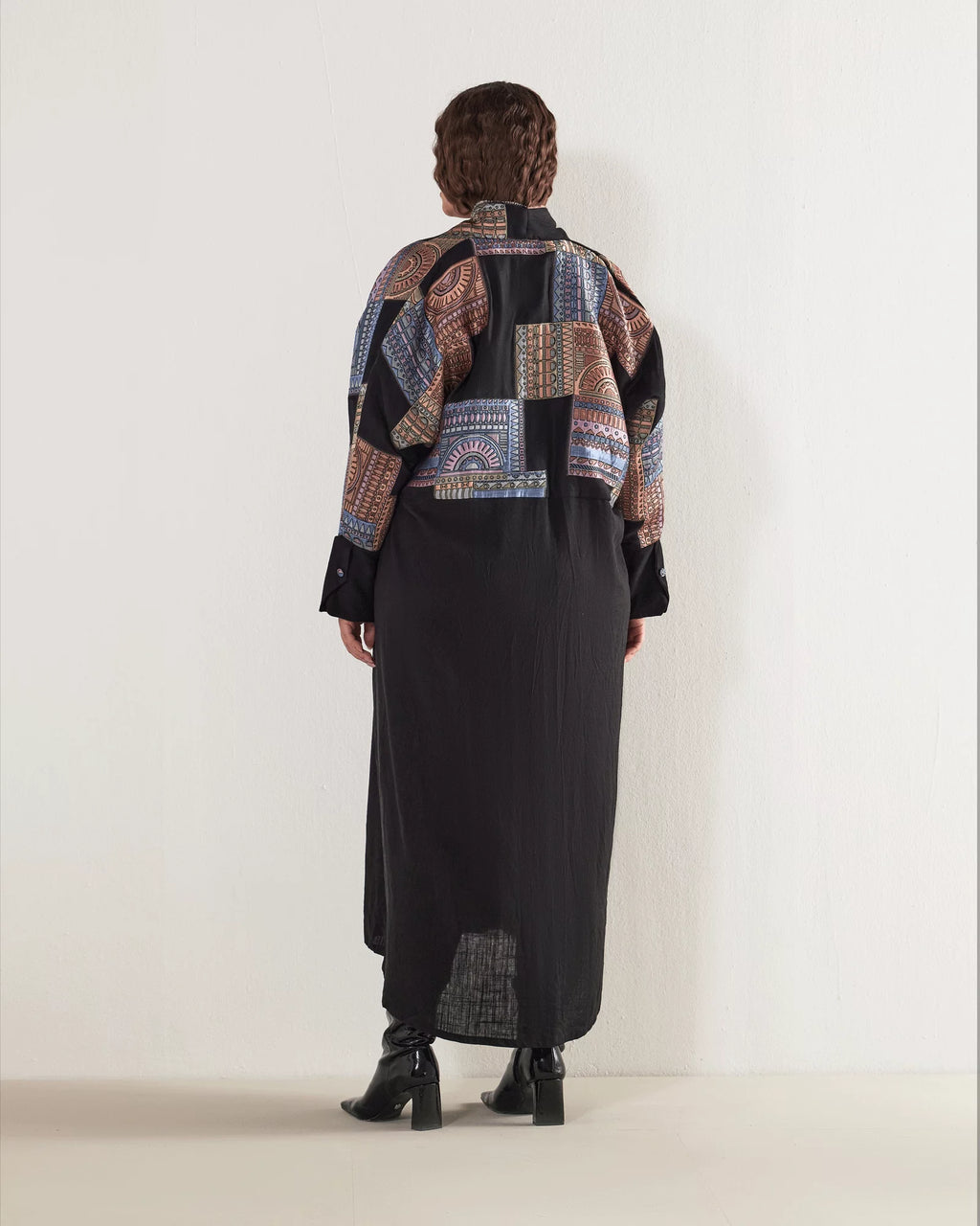 Geometric Grace – Ethereal Blend