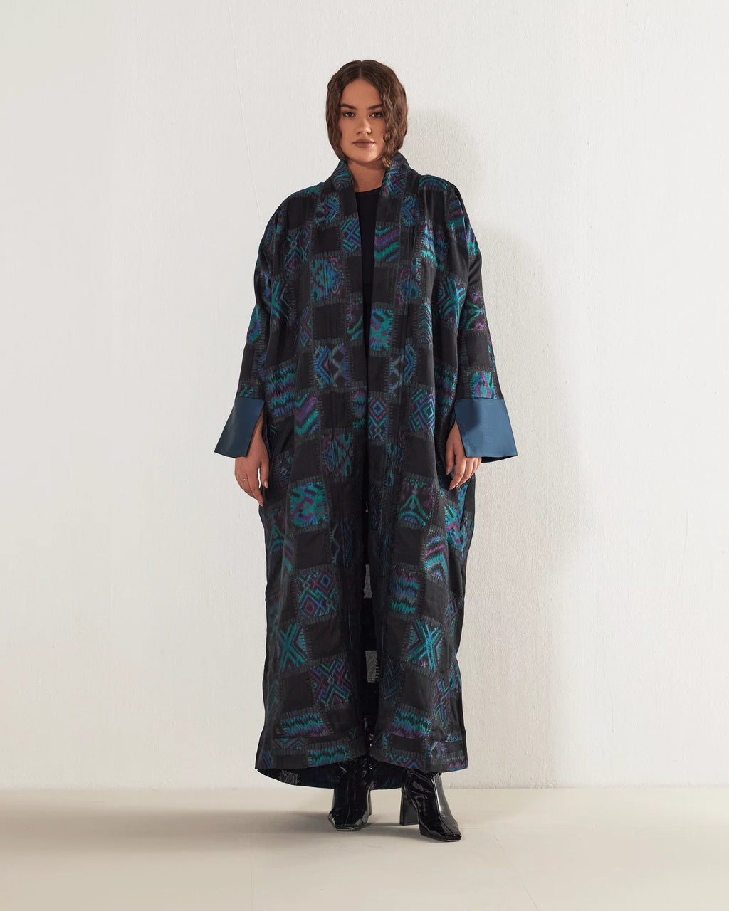 Geometric Grace – Vibrance