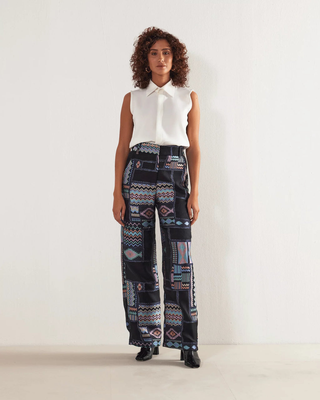 Geometric Grace – Regal