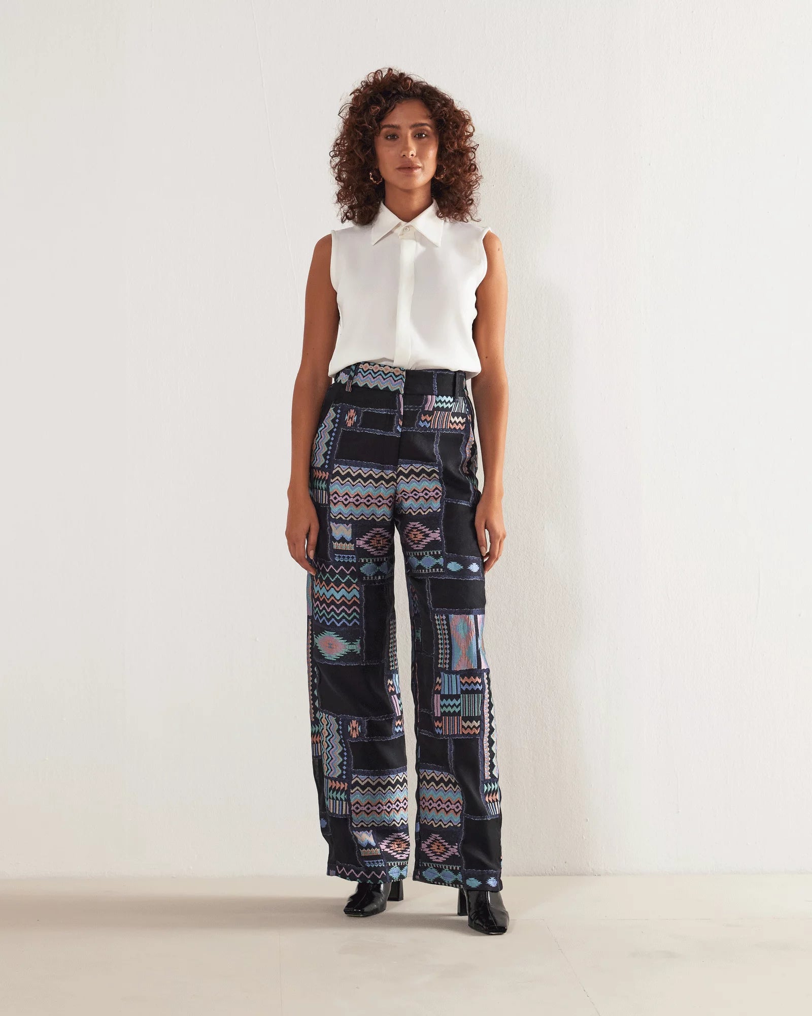 Geometric Grace – Regal