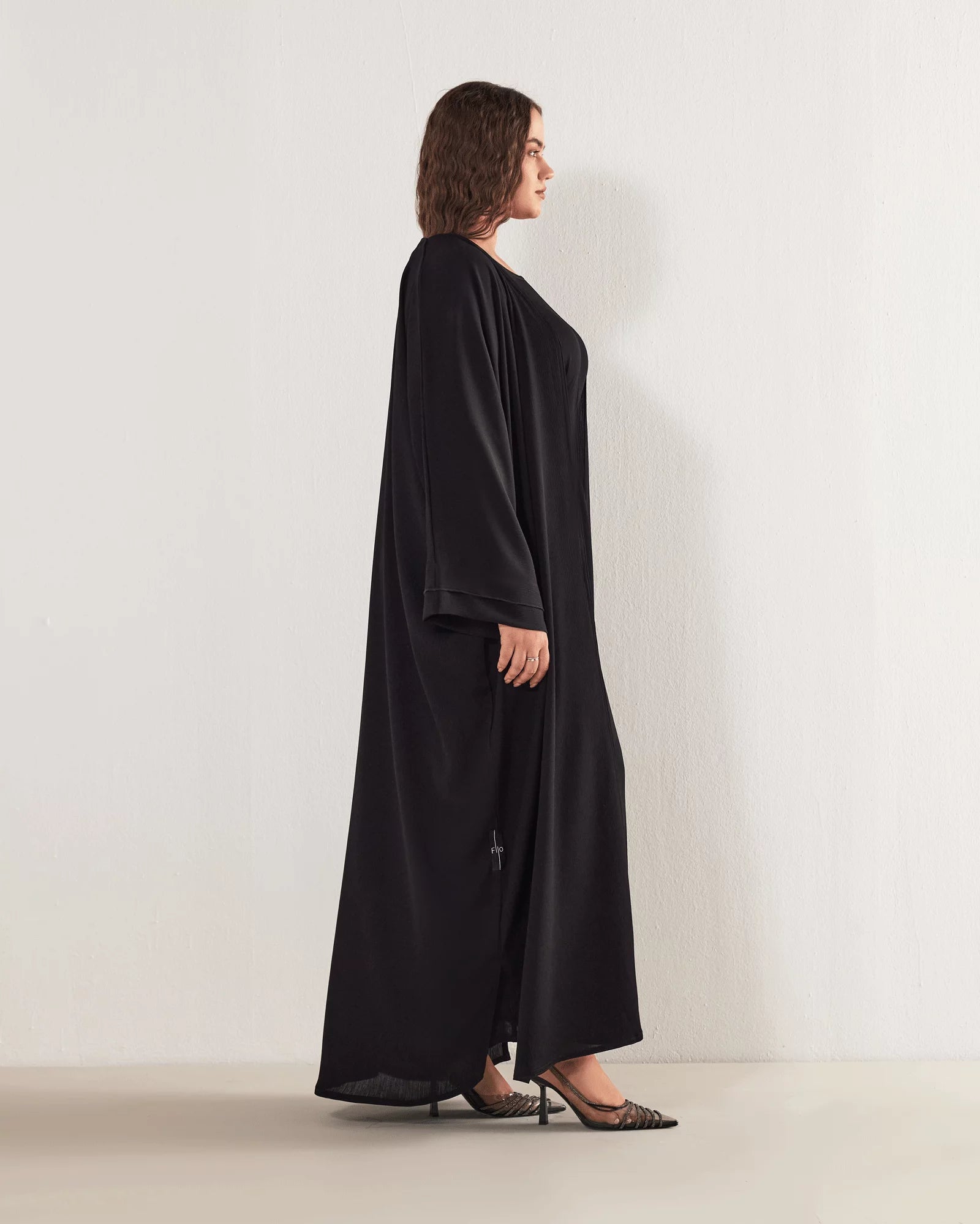 Hot Item ★ Posh Abaya