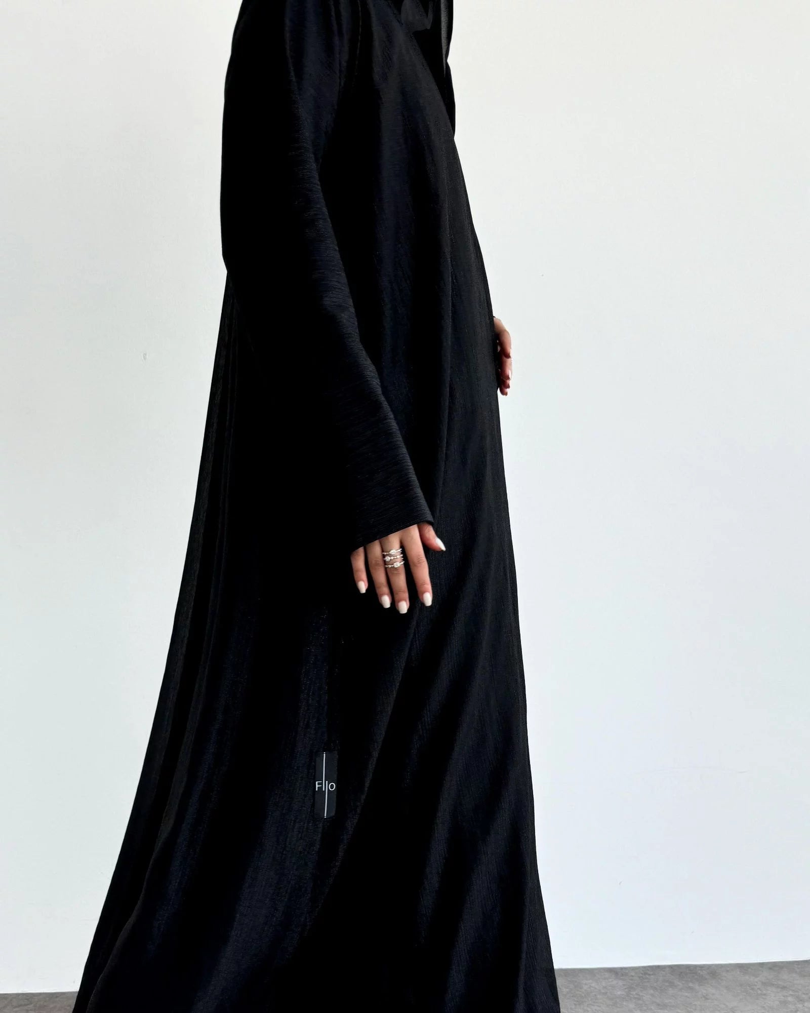 Luminous Noir Abaya
