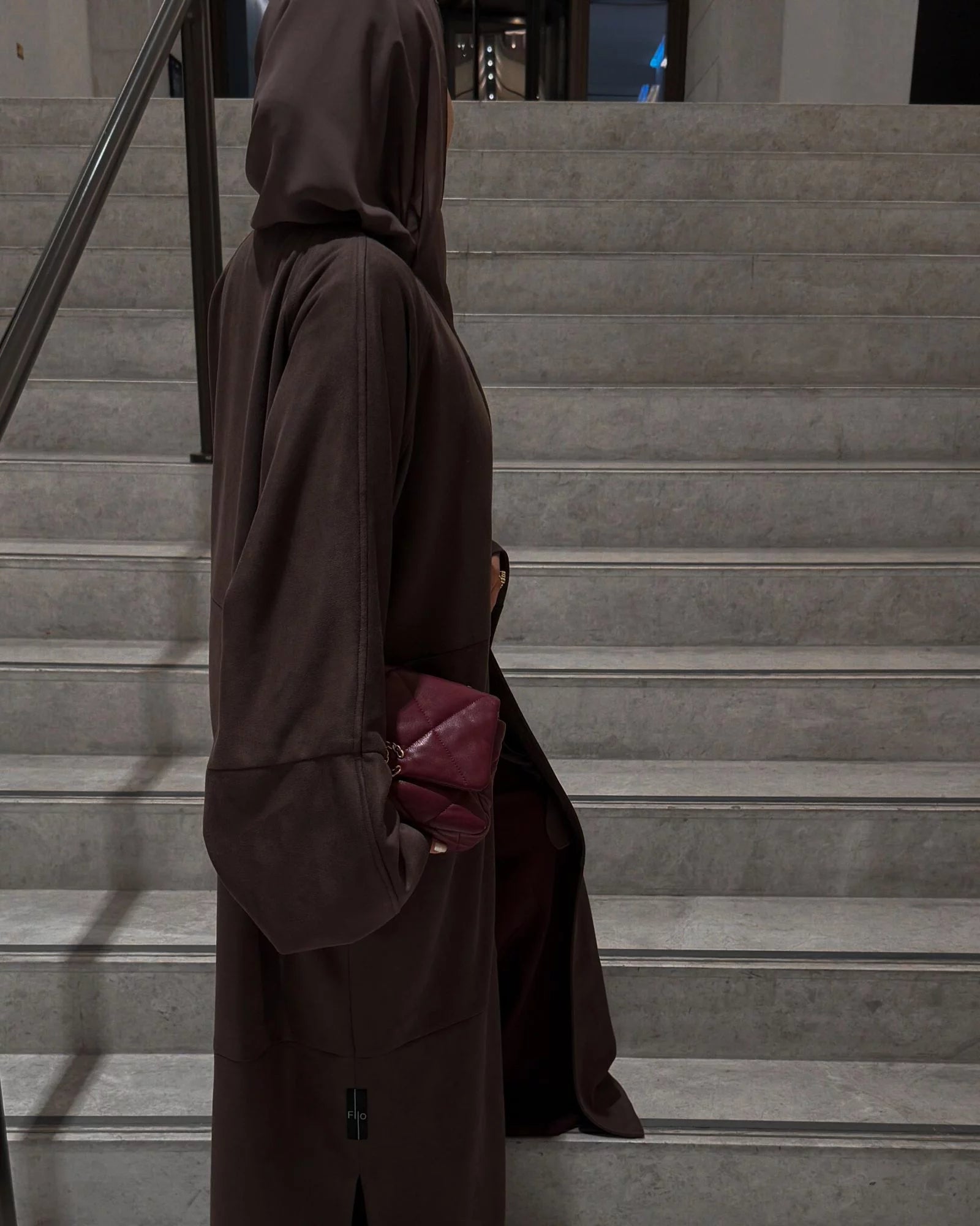 Velvet Winter – Mahogany