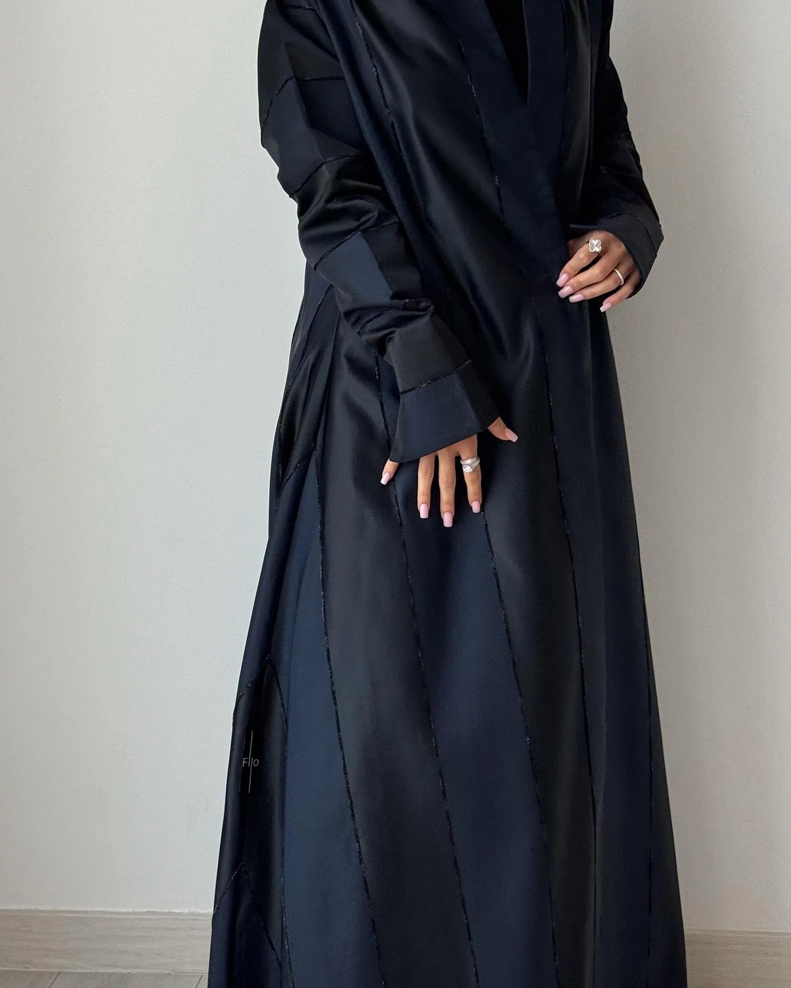 Noir Lines “Limited”