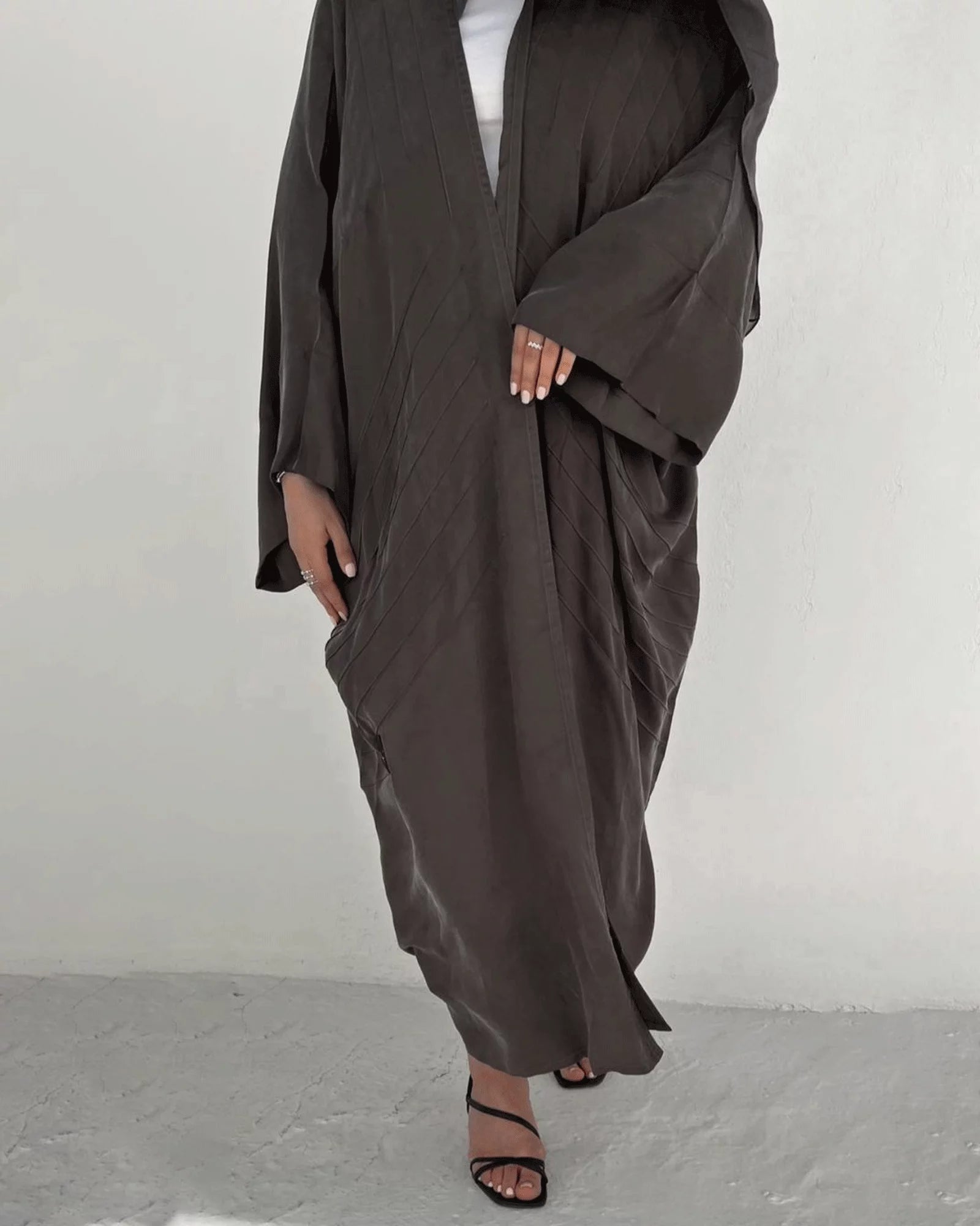 غرز – أناقة رمادية ( RTW )