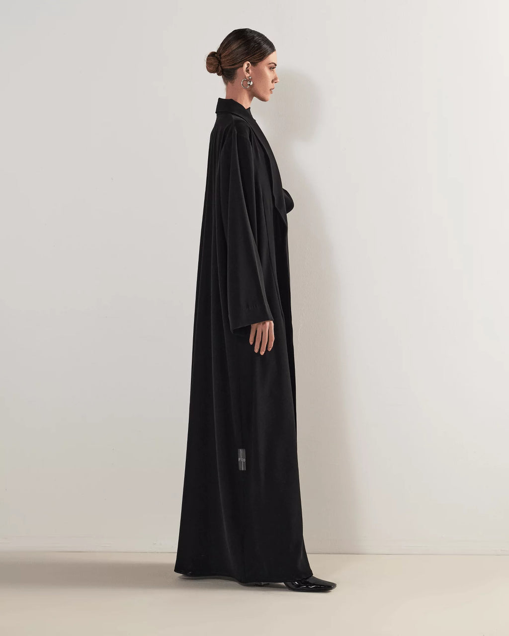 Corporate O’clock – Onyx Ornate