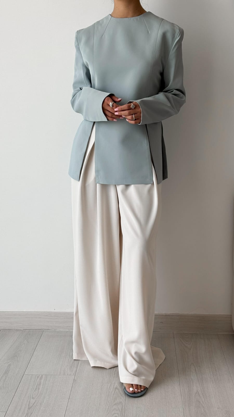 مجموعة السفر – الجزء العلوي ذو الفتحة الجانبية