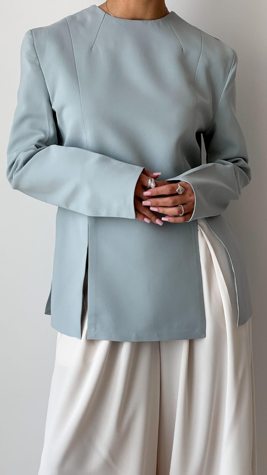 مجموعة السفر – الجزء العلوي ذو الفتحة الجانبية