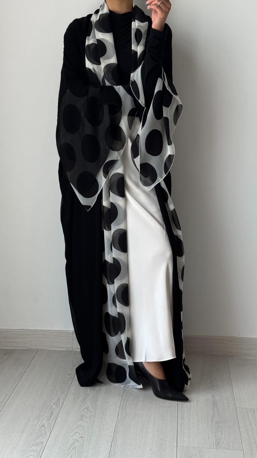 Monochrome “Limited”