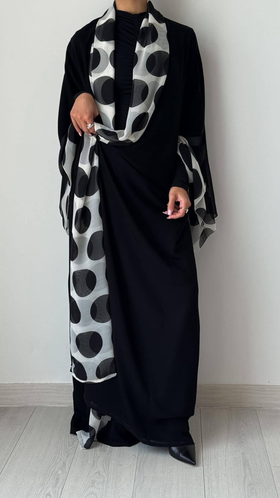 Monochrome “Limited”