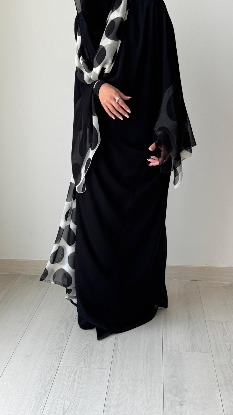 Monochrome “Limited”