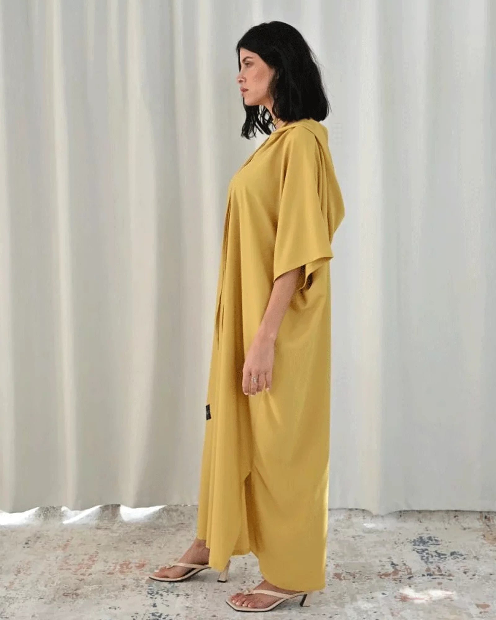 Hood Enchantress – Lemon