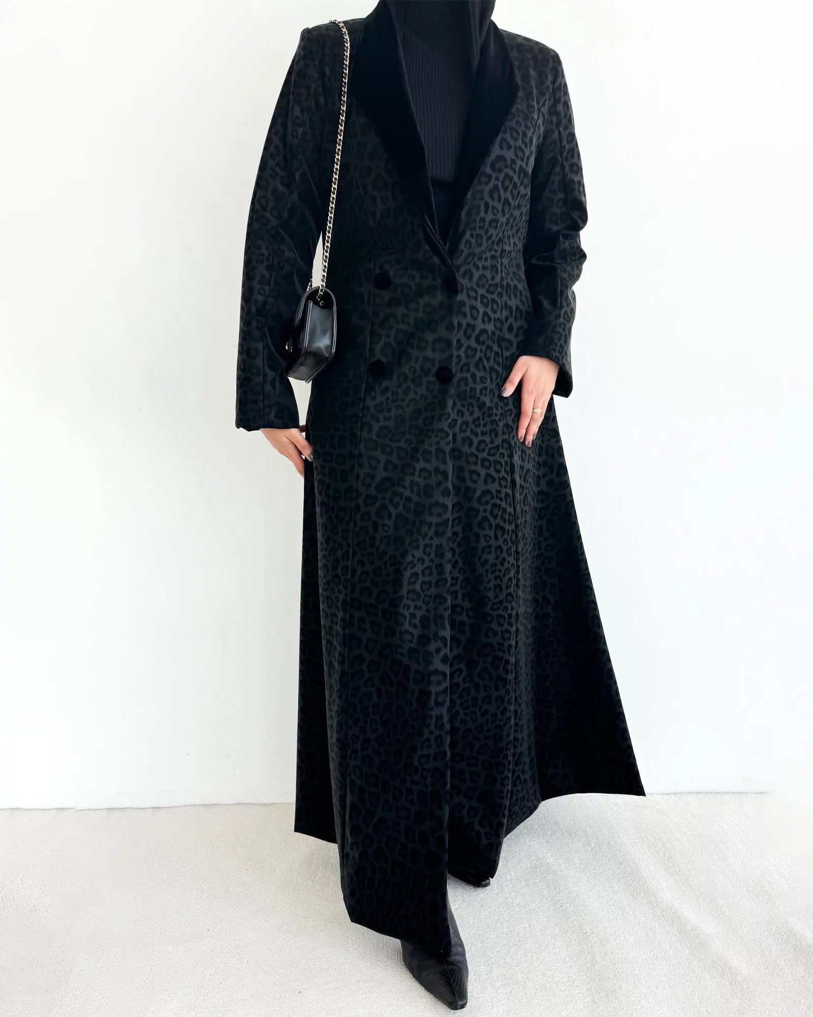 شتاء مخملي – نمر