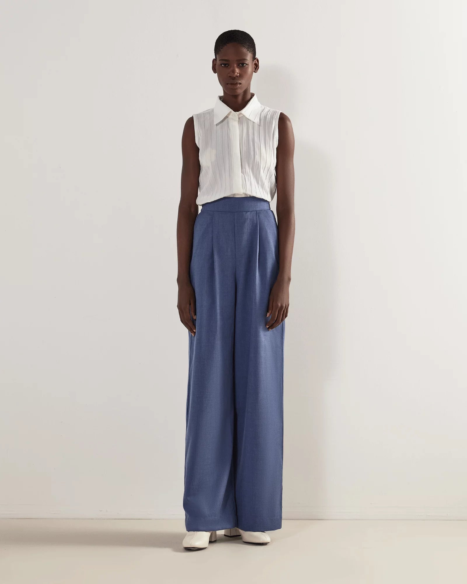 ساعة الشركة – الهدوء البحري