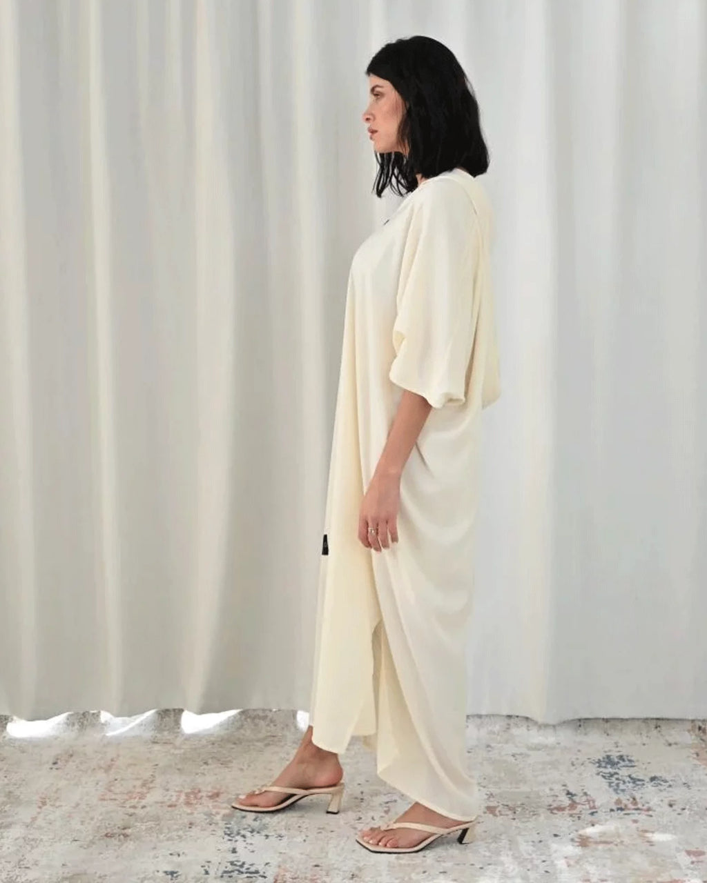 Hood Enchantress – Milky